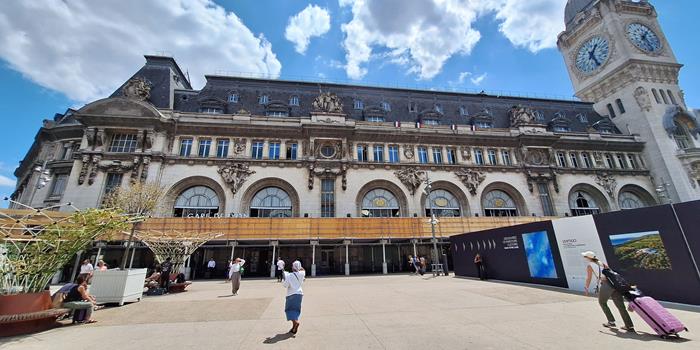 Parvis Louis Armand - Paris gare de Lyon